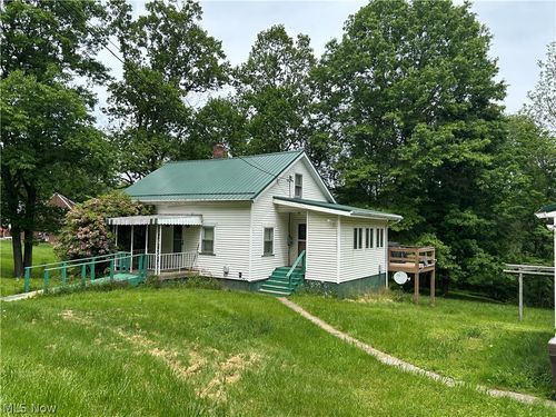 4200 Apple Pie Ridge Rd, Wellsburg, WV, 26070-2425 | Card Image