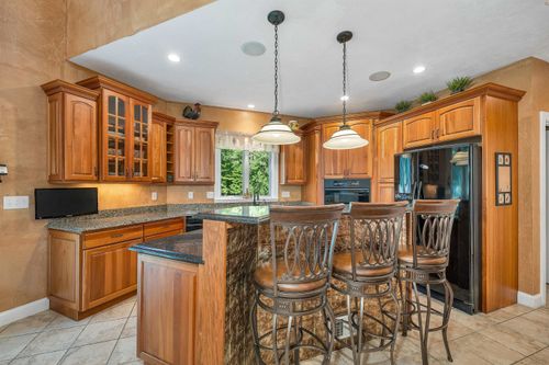 21 Goffstown Back Road, Goffstown, NH, 03045-2601 | Card Image