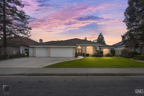 11208 Bright Water Way, Bakersfield, CA, 93311 | Card Image