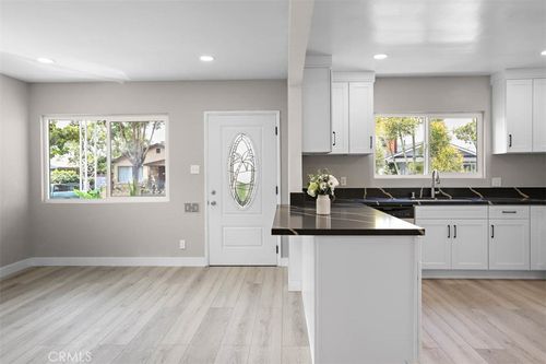 5021 Harbor St, Commerce, CA, 90040-1219 | Card Image