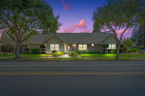 3474 Cascade Creek Ave, Merced, CA, 95340-0728 | Card Image
