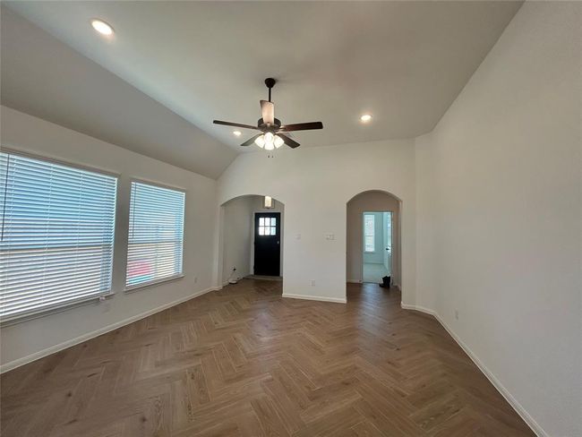 3602 Cardinal Pointe Dr, House other with 3 bedrooms, 2 bathrooms and 2 parking in Angleton TX | Image 4