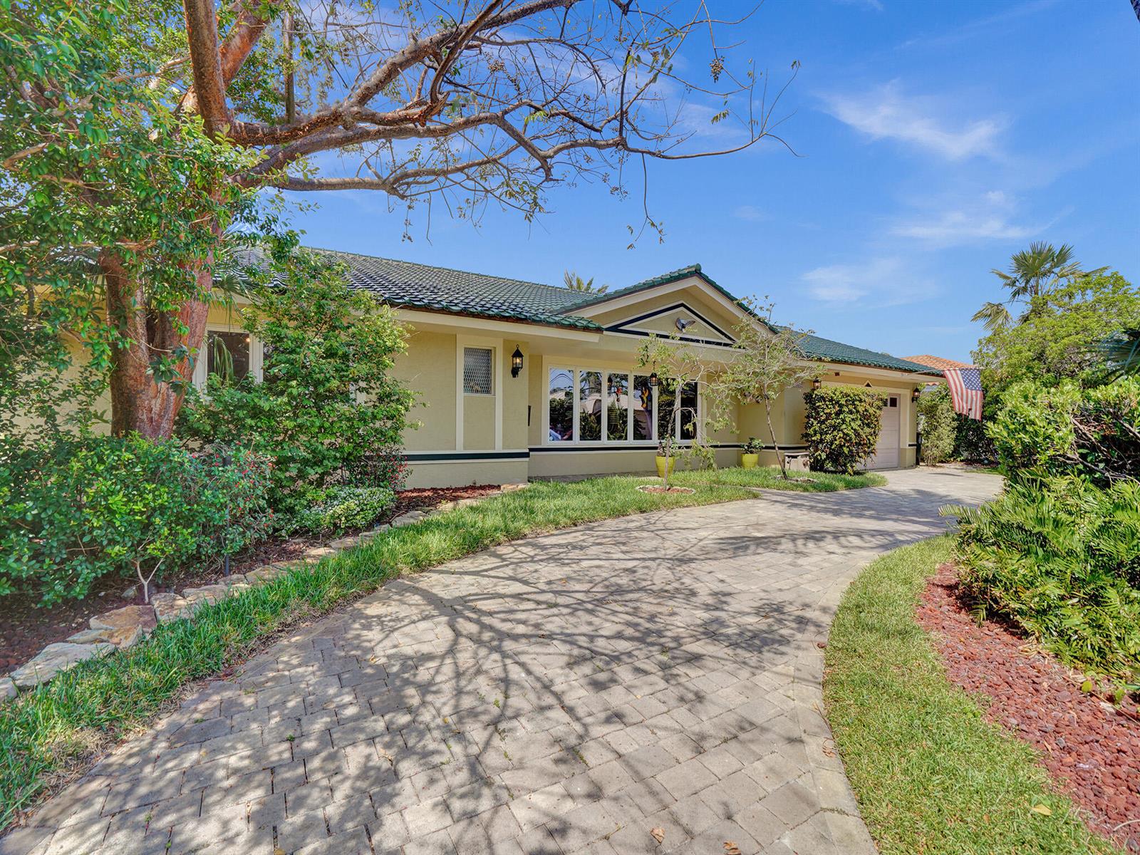 Residential Lease in Lighthouse Point