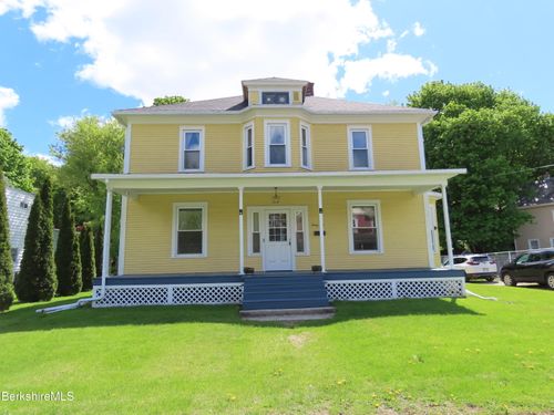 34 Goodrich St, North Adams, MA, 01247-3327 | Card Image