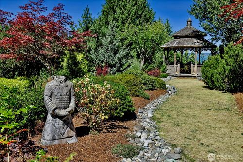 11075 Ne Carmody Ln, Kingston, WA, 98346-9648 | Card Image