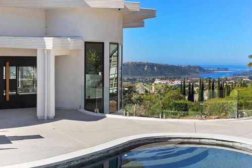 7215 El Fuerte St, Carlsbad, CA, 92010 | Card Image