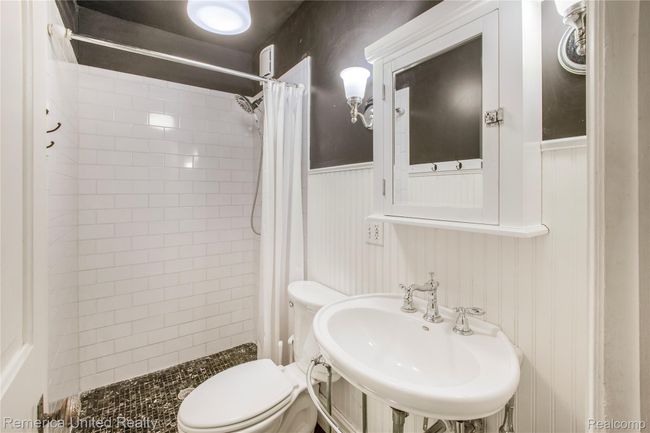 122Chestnut_Bath | Image 15