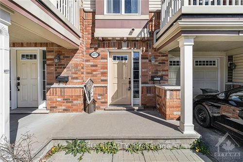 477 Meadowhawk Cres, Nepean, ON, K2J5W7 | Card Image