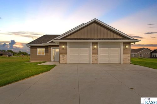 105 Gray Fox Path, Eagle Lake, MN, 56024 | Card Image