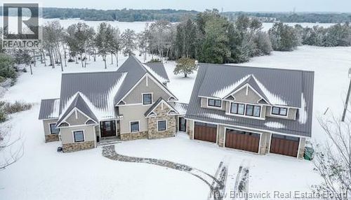 {{alt}} | Card Image