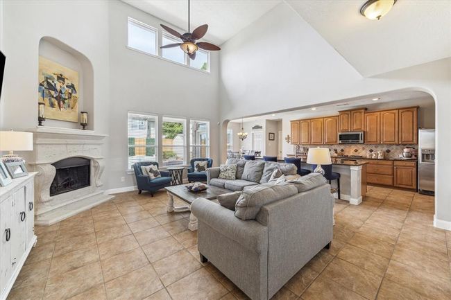 2601 Twisting Pine Ct, House other with 5 bedrooms, 4 bathrooms and 2 parking in Kingwood TX | Image 7