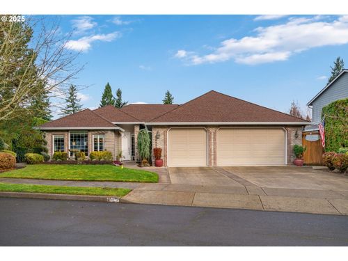 18004 Ne 28th St, Vancouver, WA, 98682-8553 | Card Image