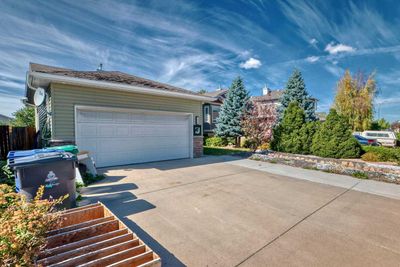 234 Fairmont Blvd S, House detached with 5 bedrooms, 3 bathrooms and 4 parking in Lethbridge AB | Image 3