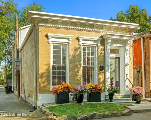 1011 Rogers St, Louisville, KY, 40204-1133 | Card Image