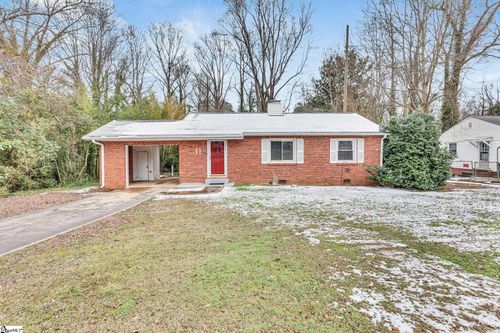 11 Foxhall Rd, Greenville, SC, 29605-2516 | Card Image