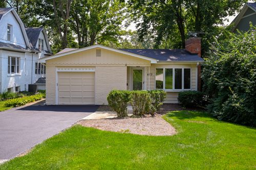 673 Park Blvd, Glen Ellyn, IL, 60137-4144 | Card Image