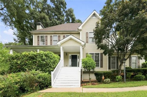 318 Magnolia Dr, Douglasville, GA, 30134-6613 | Card Image
