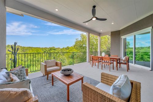 438 Rees Landing Rd, Spicewood, TX, 78669-2464 | Card Image