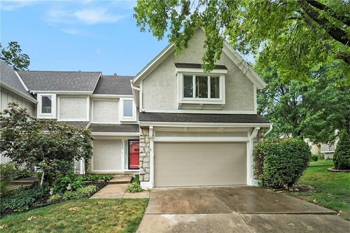 8329 W 120th St, Overland Park, KS, 66213-1219 | Card Image