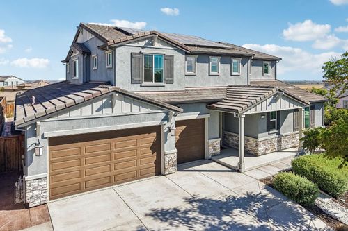 6416 Callaway Dr, Tracy, CA, 95377-8876 | Card Image