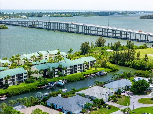 g304-1845 Tarpon Ln, Vero Beach, FL, 32960-4216 | Card Image