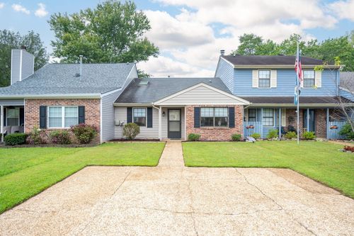 1306 Leaside Ln, Hixson, TN, 37343-3070 | Card Image