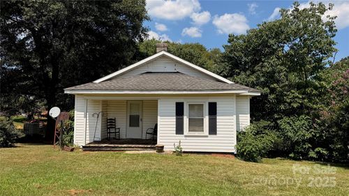 1791 Old Henrietta Rd, Forest City, NC, 28043-8767 | Card Image