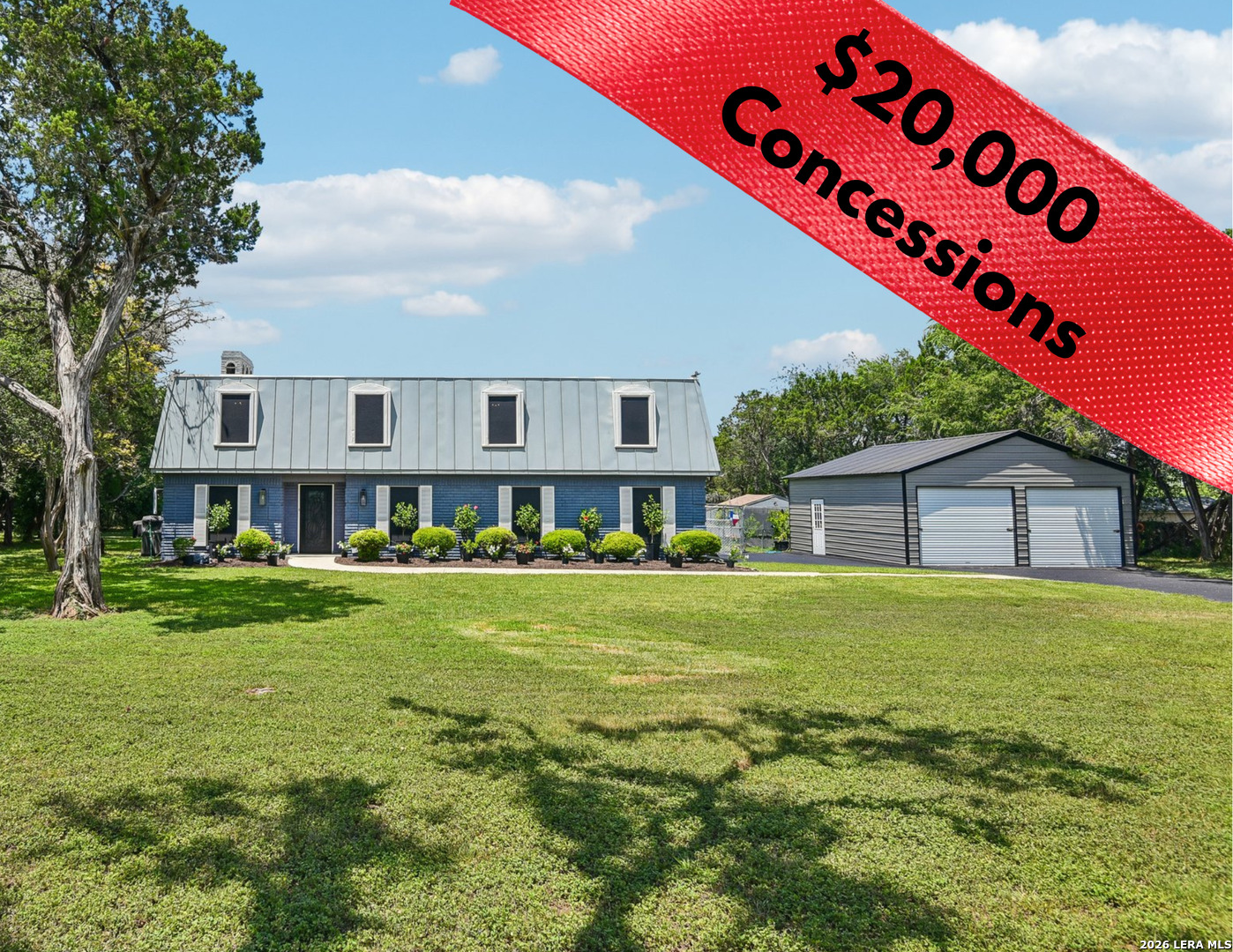 Residential in Helotes