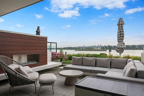 th-210-210 Salter St, New Westminster, BC, V3M0J9 | Card Image