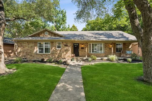 7030 Town North Dr, Dallas, TX, 75231-7304 | Card Image