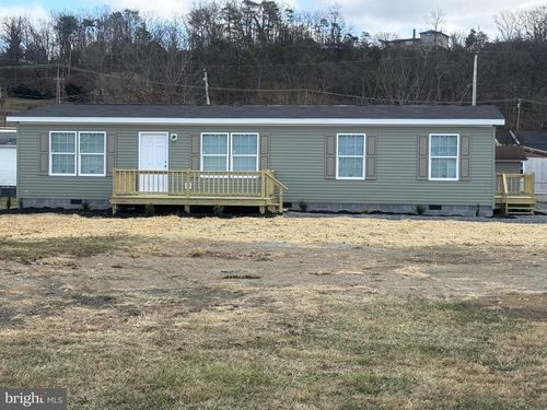 224 Chipley Ln, MOOREFIELD, WV, 26836-1220 | Card Image