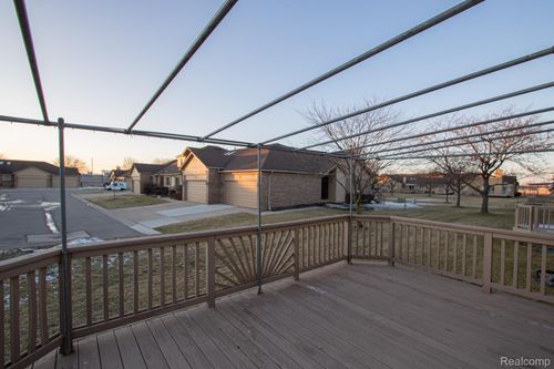 48801 Windmill Cir E, Macomb, MI, 48044-1970 | Card Image