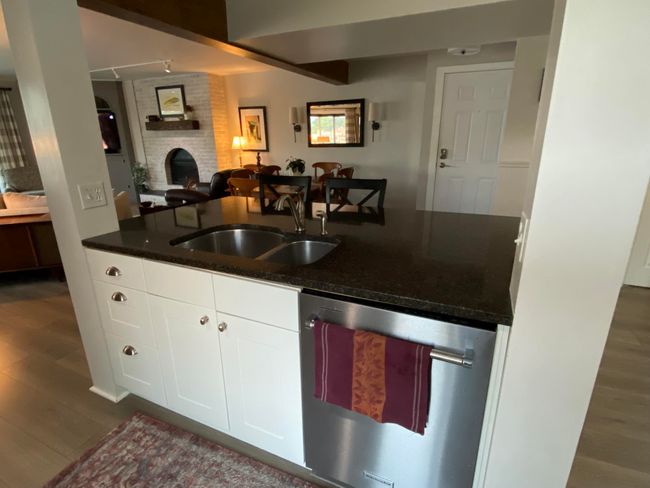 APT-29E - 400 Lakeview Ct, Condo with 2 bedrooms, 2 bathrooms and null parking in Spring Lake MI | Image 32