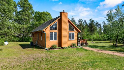 372 Yew Trl, Nekoosa, WI, 54457-8058 | Card Image