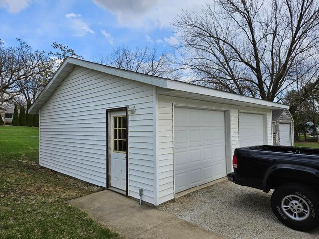 Garage | Image 6