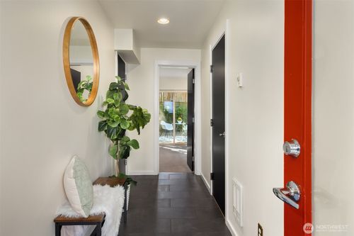 a-2831 Sw Yancy St, Seattle, WA, 98126-2543 | Card Image