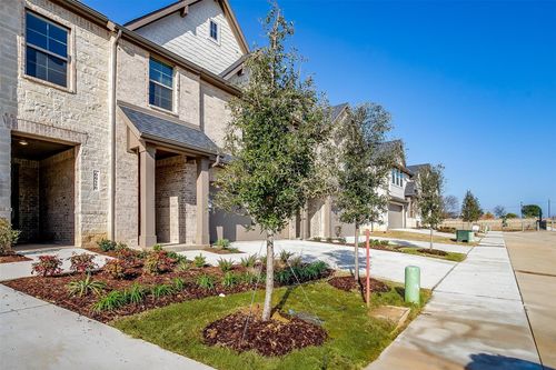6909 Yellow Hammer Way, Arlington, TX, 76001-4301 | Card Image