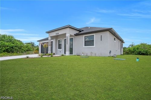 7039 Berwick Cir, LABELLE, FL, 33935-5467 | Card Image