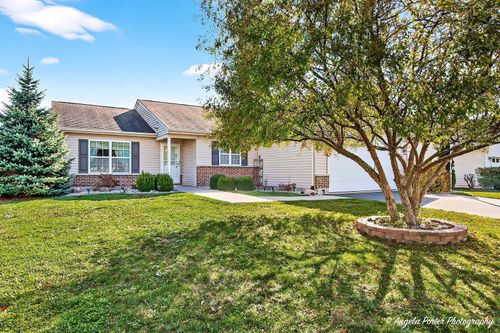 806 Madison Ave, McHenry, IL, 60050-2414 | Card Image