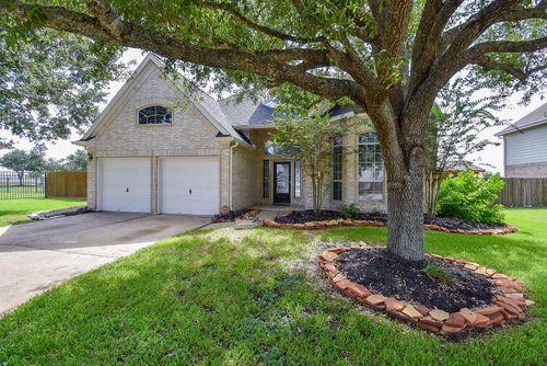 3918 Austin Lake Ct, Pearland, TX, 77581-4789 | Card Image