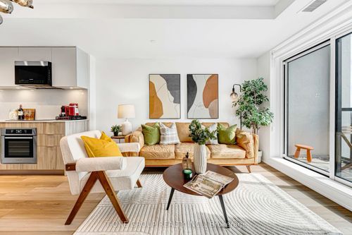 1115-8 Cedarland Dr, Markham, ON, L6G0H4 | Card Image