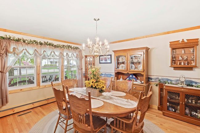 200 S Rathje Rd, House other with 4 bedrooms, 3 bathrooms and 7 parking in Peotone IL | Image 15