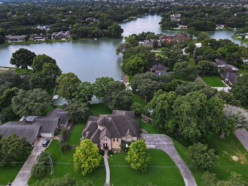 702 Piedmont St, Sugar Land, TX, 77478-3320 | Card Image