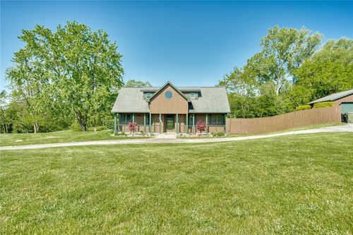 8058 W Hollow Rd, Naples, NY, 14512-9583 | Card Image