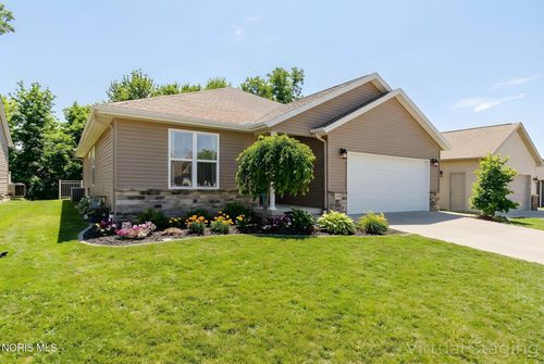 2143 Bluestone Dr, Findlay, OH, 45840-7338 | Card Image