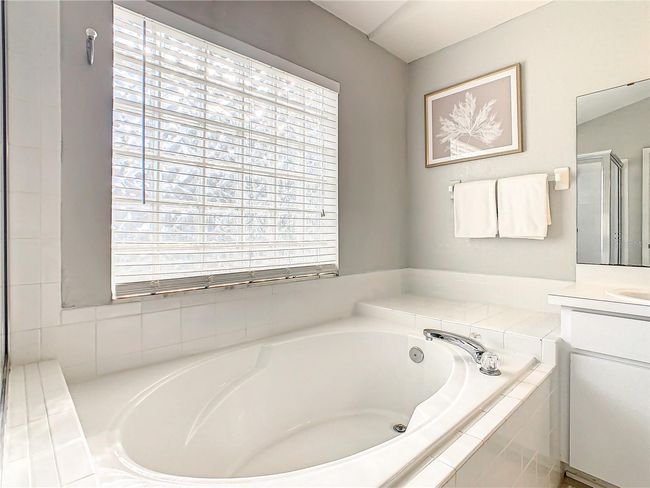 309 Ruby Lake Loop, House other with 3 bedrooms, 2 bathrooms and null parking in Winter Haven FL | Image 60