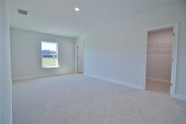 3298 E Iris Ln, House other with 3 bedrooms, 2 bathrooms and null parking in BELL FL | Image 9