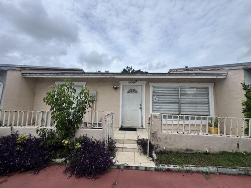 18088 Nw 40th Pl, Miami Gardens, FL, 33055-3423 | Card Image
