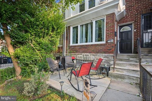 1922 74th Ave, PHILADELPHIA, PA, 19138-2221 | Card Image