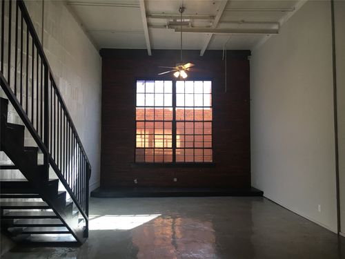 apt-5-2501 S Harwood St, Dallas, TX, 75215-2797 | Card Image